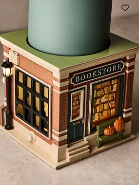 Bath and Body Works Light Up Coffee Shop Bookstore 3 Wick Candle Holder